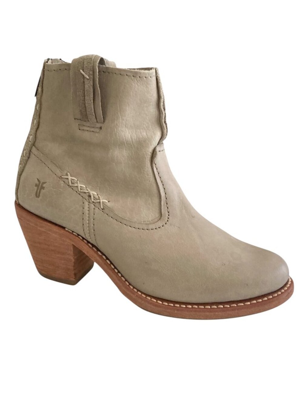 FRYE Leslie Artisan Leather Ankle Boots Size 6B Sage Green Cowgirl Western Boho